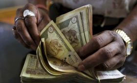 Индия предложила России способ решения проблемы с застрявшими рупиями