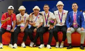 Сборная Кыргызстана по ушу-саньда завоевала две медали на Азиатских играх в Китае. Результаты