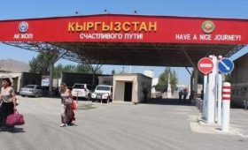 Пограничники КР задержали граждан РУз с частично поддельными документами