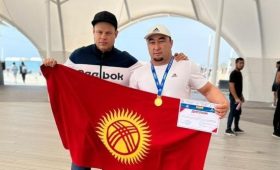 Иссык-Кульские игры: Воспитанник СДЮШОР в Бишкеке занял 1 место по армрестлингу