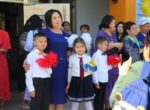 Родители учащихся школы № 95 поздравили учителей с праздником