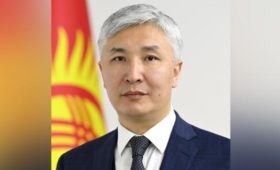 Азамат Кадыралиев назначен начальником Управления по подготовке решений президента и Кабмина Администрации президента