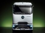 Mercedes-Benz eActros 600: флагманский электрический тягач с запасом хода в 500 км