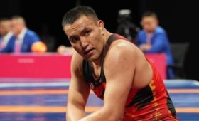Азиатские игры: Борец Атабек Азисбеков проиграл в первой схватке иранцу
