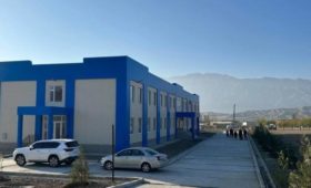 В селе Самаркандек Баткенского района достроили больницу за 97 млн сомов