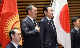 В Токио началась встреча президента Садыра Жапарова с премьером Японии Фумио Кисида
