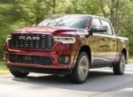 Stellantis рассекретил обновлённый пикап Ram 1500 и возродил Ramcharger