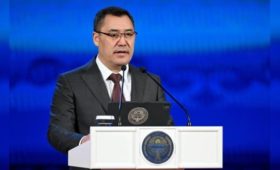 Имя Абсамата Масалиева останется в сердце каждого кыргызстанца как символа чистоты, совести и чести, справедливого служения народу, – президент