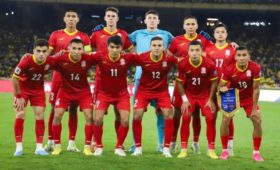 Сборная Кыргызстана выйдет на матч с Оманом в сопровождении детей с инвалидностью