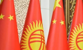 Садыр Жапаров выразил соболезнования председателю Китая в связи с жертвами в результате землетрясения