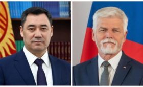 Президент Кыргызстана выразил соболезнования президенту Чехии в связи с трагедией в Праге