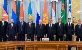 Президент Жапаров принял участие в неформальной встрече лидеров СНГ в России
