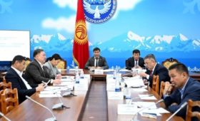 Комитет ЖК одобрил законопроект, обязывающий кыргызстанцев оповещать о смене места жительства