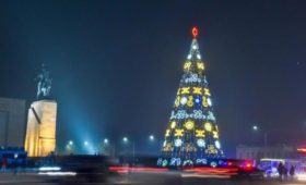 Сегодня в Бишкеке зажгут главную новогоднюю елку
