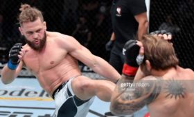 UFC: Физиеву предложили бой с Порье
