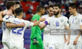 Кубок Азии: Узбекистан сыграл вничью с Австралией и вышел в плей-офф со второго места