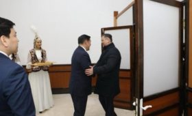 Министр иностранных дел Казахстана Мурат Нуртлеу прибыл в Кыргызстан
