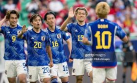 Кубок Азии: Япония подарила сборной Кыргызстана шанс на выход в плей-офф