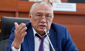 Депутат потребовал убрать с должности заместителя представителя президента и Кабмина в ЖК 