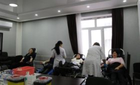 Коллектив Минтруда принял участие в акции по сдаче крови