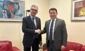 Посол Кыргызстана обсудил с министром труда Италии вопросы соцобеспечения кыргызстанцев