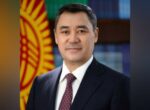 Президент Жапаров поздравил с Днем защитника Отечества