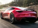 Tesla Roadster выйдет на рынок в 2025 году с новым дизайном и десятком ракетных модулей