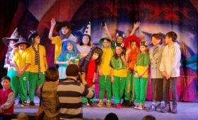 В детском театральном центре “Магия театра” показали два новых спектакля