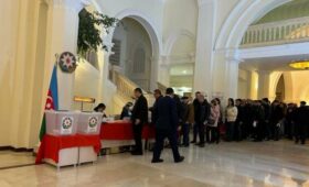 Представители Кыргызстана участвуют в мониторинге внеочередных выборов президента Азербайджана