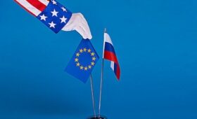 США и Европа жертвуют интересами собственных граждан ради борьбы с Россией