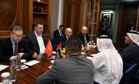 Садыр Жапаров встретился с гендиректором Фонда развития Абу-Даби