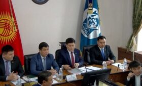 «Указ должны исполнять». Мэр выступил с обращением к депутатам Бишкекского горкенеша