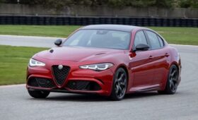 Alfa Romeo готовится к завершению производства «горячих» Giulia и Stelvio Quadrifoglio