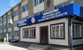 18-летняя девушка умерла после употребления острого салата — в милиции рассказали, за что задержаны 3 врача на Иссык-Куле