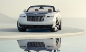 Эксклюзивность на высшем уровне: Rolls-Royce показал Arcadia Droptail за 2,3 миллиарда рублей