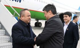 В Кыргызстан прибыл глава народного правительства Синьцзян-Уйгурского автономного района Китая