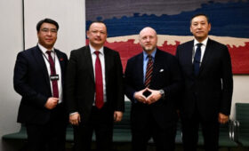 Состоялась встреча глав профильных комитетов парламентов Кыргызстана и Великобритании