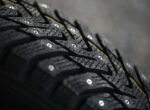 Зимние шины перестали быть обязательными для автовладельцев в РФ