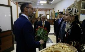В Кыргызстан с визитом прибыл принц Рахим Ага Хан