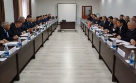Кыргызстан и Таджикистан провели встречу по описанию госграницы