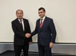 Кыргызстан и Узбекистан обсудили развитие сотрудничества в фармацевтической индустрии