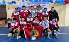 Медики из Кыргызстана одержали победу в международном турнире по футзалу