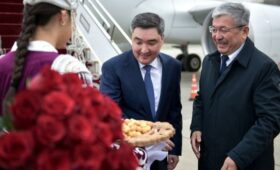 Премьер-министр Казахстана прибыл в Кыргызстан