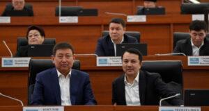 Жогорку Кенеш одобрил в третьем чтении законопроект об электросамокатах