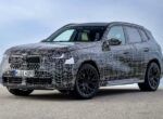 BMW X3 готовится к смене поколения: кроссовер показался на новых фото