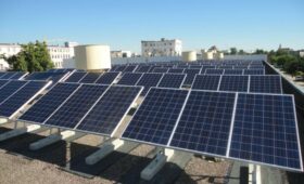 В Узбекистане население продает солнечную энергию со своих крыш