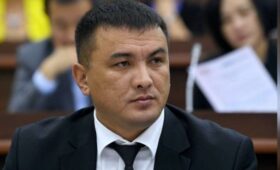 ЦИК досрочно прекратил полномочия депутата Максатбека Сарбагышева