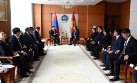 Делегация ЖК встретилась с премьер-министром Монголии