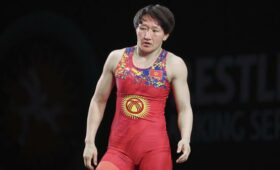 Айсулуу Тыныбекова вышла в финал чемпионата Азии по борьбе в Бишкеке