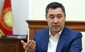 Садыр Жапаров выступил с обращением по поводу нехватки рабочей силы в КР